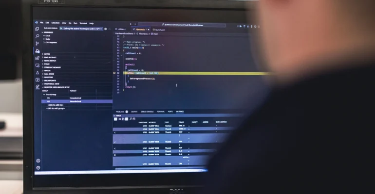 在不更換語言的情況下實現 C/C++ 記憶體安全開發