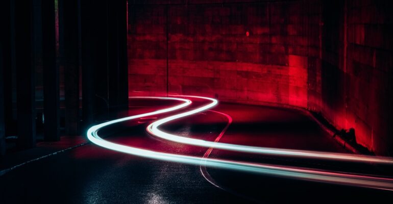 面向 ISO 26262 的三層一體功能安全驗證：從功能到監控到 MCU（Vector 全工具鏈）方案介紹